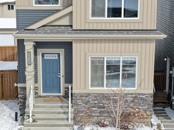 858 Northern Harrier Ln NW, Edmonton, AB T5S 0H5