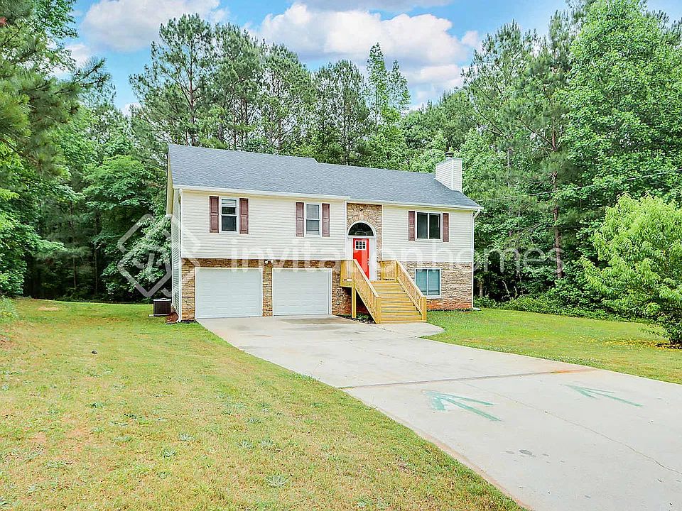 195 Trinity Dr
