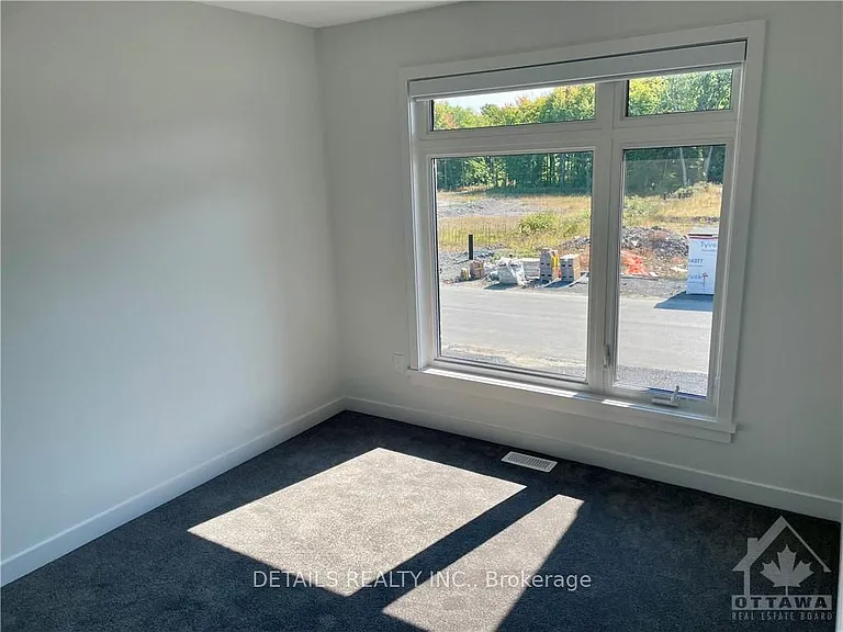 370 Walden Dr — Photo 27