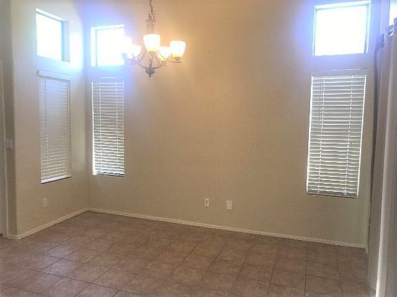 5th image of 701 S Saint Martin Dr