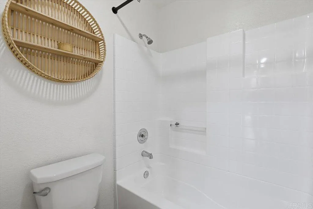 2 bed, 726 sqft, $2,550 — Photo 4