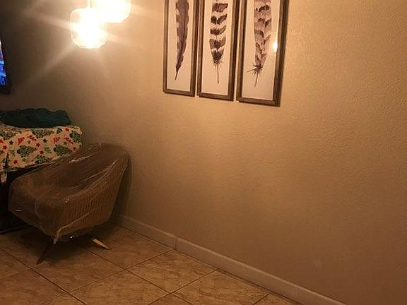 3rd image of 833 West Ave APT 203