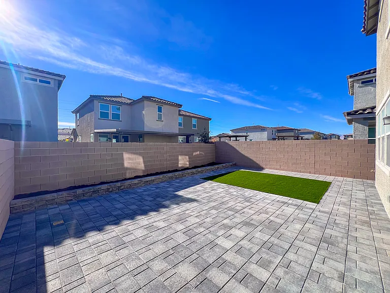 4185 Juniper Pear Ave — Photo 24