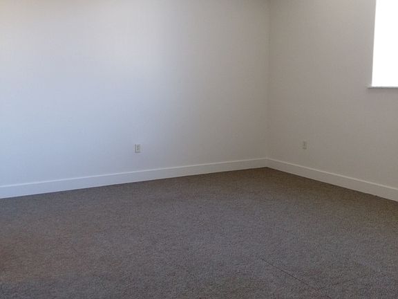 4th image of 215 E Indiana Ave APT 205