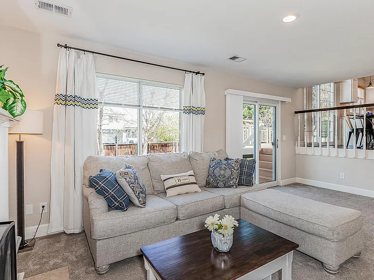 9374 Weeping Willow Ct — Photo 15