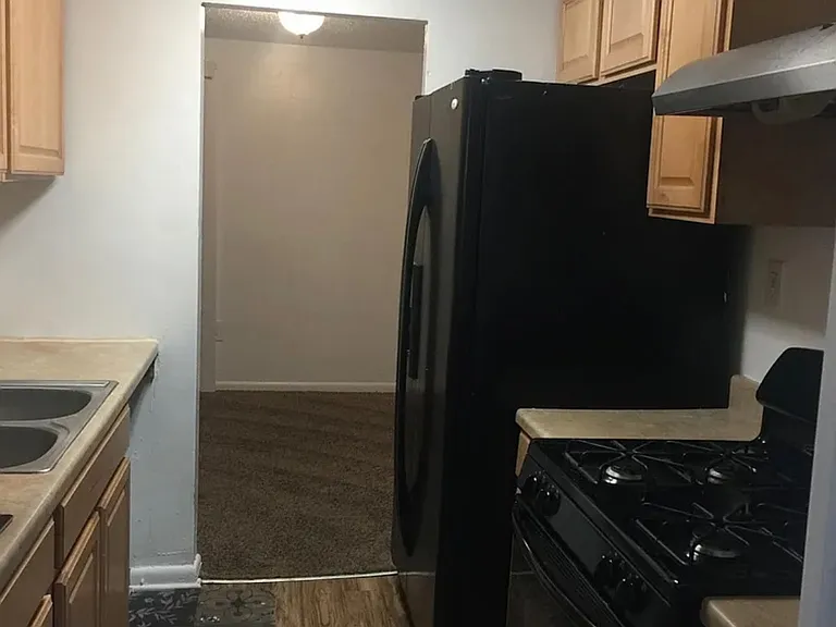 1734 Dutch Village Dr — Photo 4