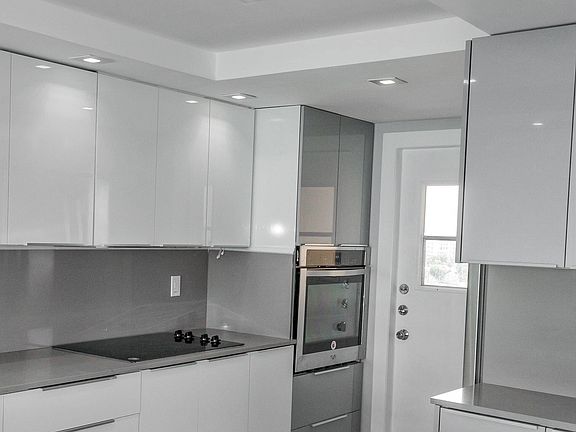 3rd image of 2940 N Course Dr #Penthouse