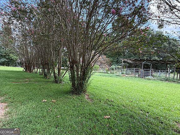 4th image of 110 County Road 481