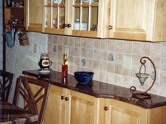 Custom Maple Hutch & island