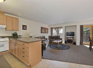 201 Lakeview Blvd #2, Mammoth Lakes, CA 93546