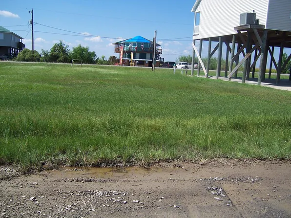 125 Lillian Ln, Chauvin, LA 70344