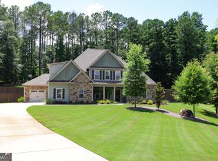 203 Drews Ridge Dr, Newnan, GA 30263