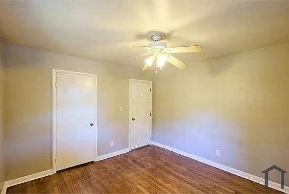 3 bed, 1500 sqft, $2,100 — Photo 4