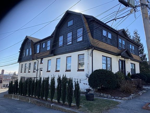 3rd image of 11 Beacon Ave #B