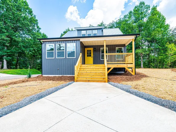 1894 Thoreau Ct, Connelly Springs, NC 28612