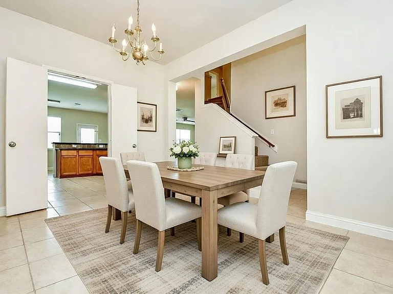 2707 Silk Tree Ln — Photo 10