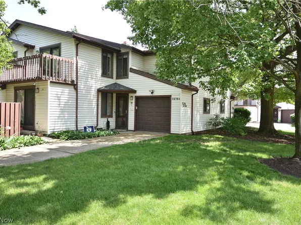 32764 Washington Ct #64, Solon, OH 44139