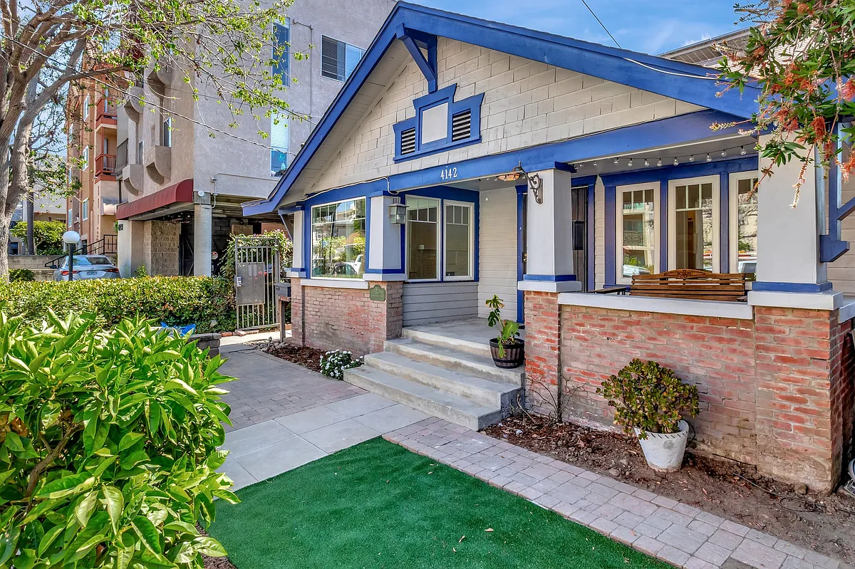 Building Photo - 4142 3rd Ave