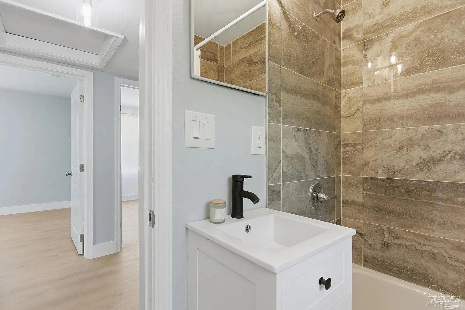 525 Pelham Road - 1 — Photo 2