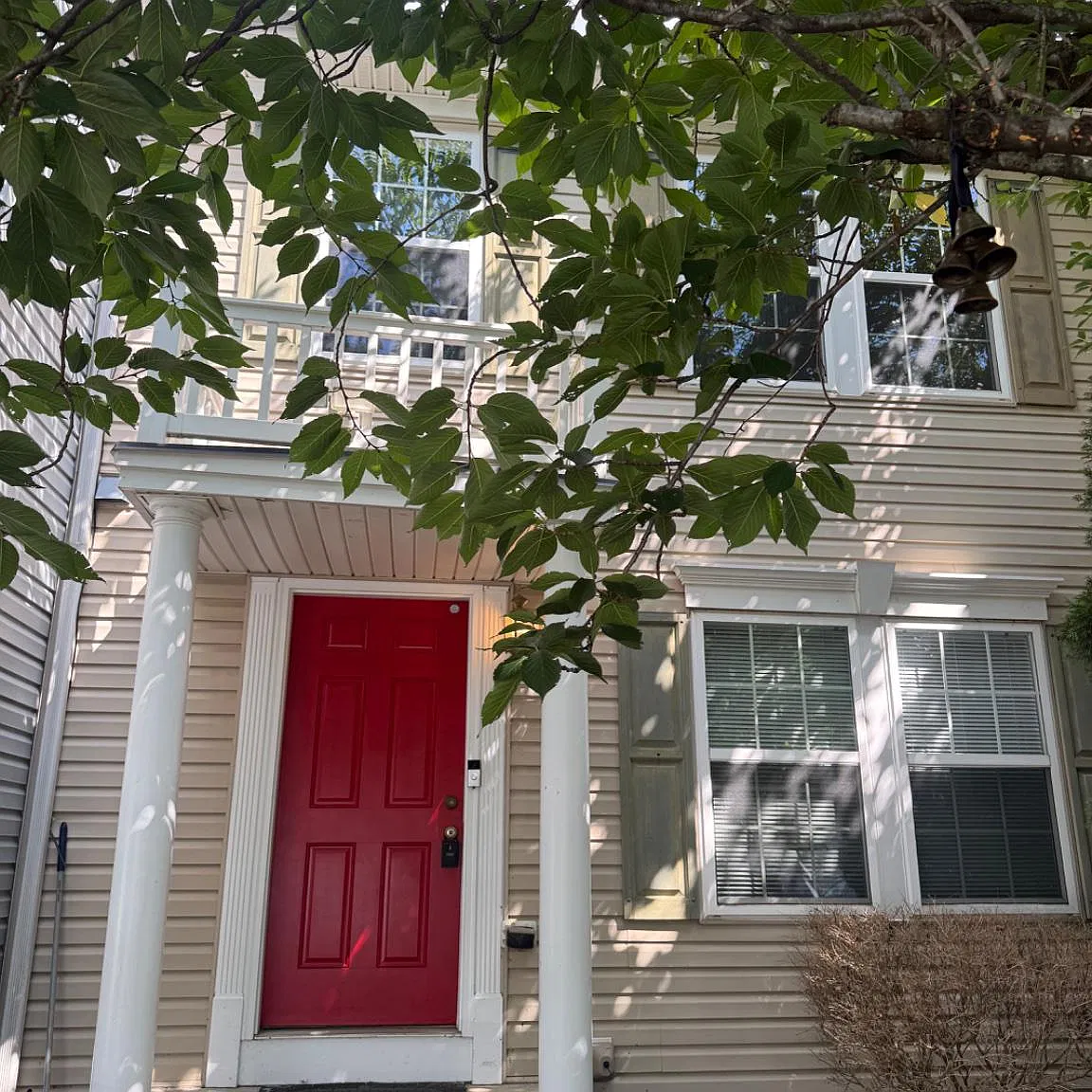 3 bed, 2.5 bath, 1320 sqft, $1,775 — Photo 3