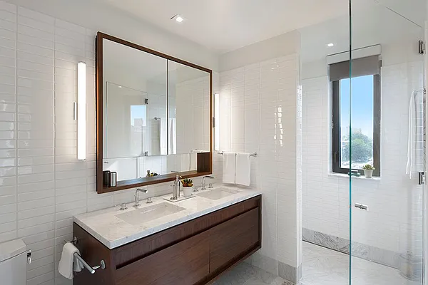 Sold by Nest Seekers International | media 18