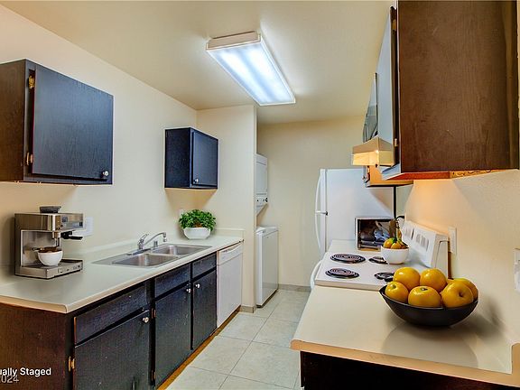 5th image of 1303 Darlene Way APT 402A