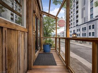 24 Madison Ave S, Kitchener, ON N2G 3M3