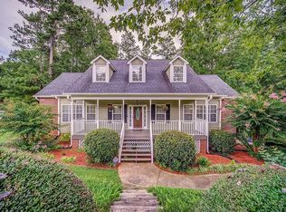 9268 Parkwood Ave, Douglasville, GA