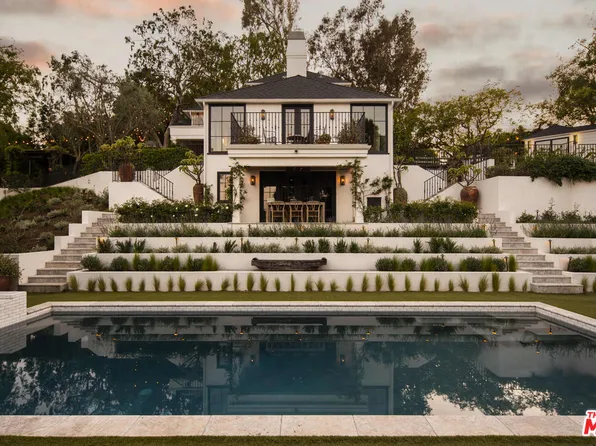 7422 Palo Vista Dr, Los Angeles, CA 90046