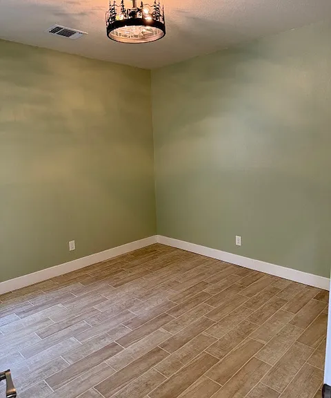 1475 Bonnyview Dr — Photo 13