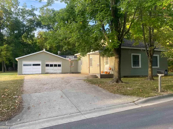 1107 W Water St, Portland, IN 47371
