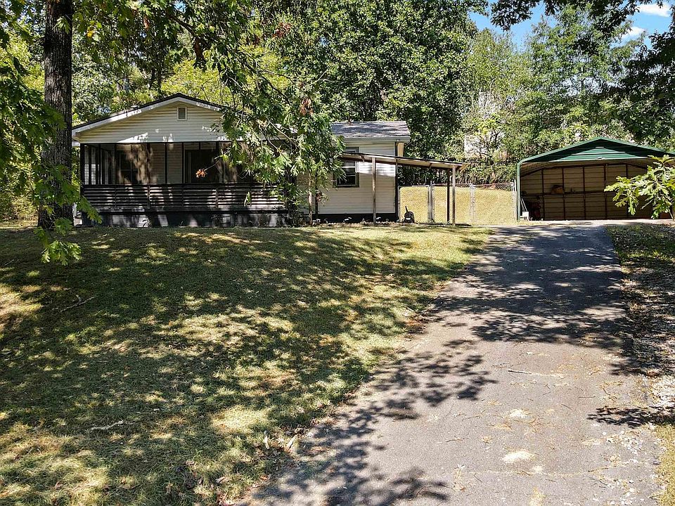 1st image of 3830 Whippoorwill Dr SE