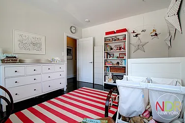 Rented by Next Door Realty NYC