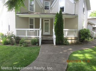 406 4th St APT 3, Springfield, OR 97477