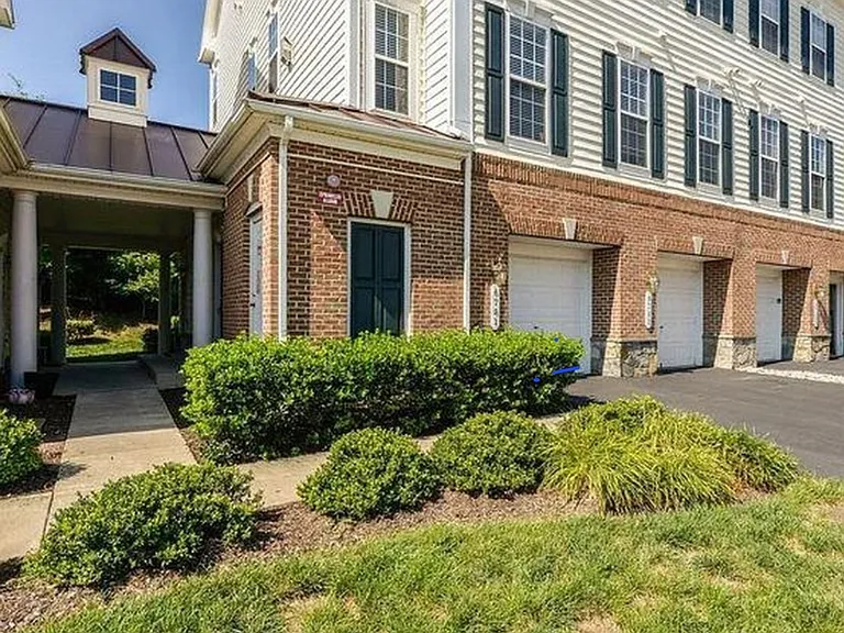 6783 Hampton Bay Ln — Photo 43