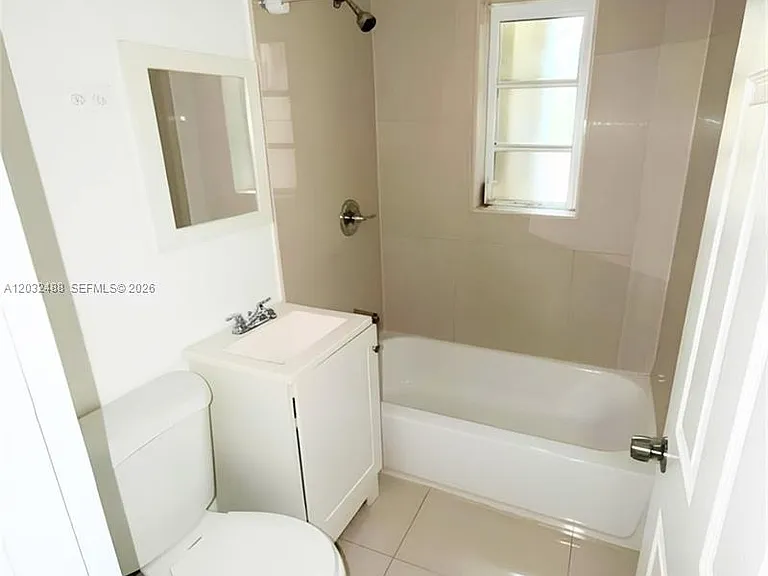 14215 NE 9th Ave — Photo 23