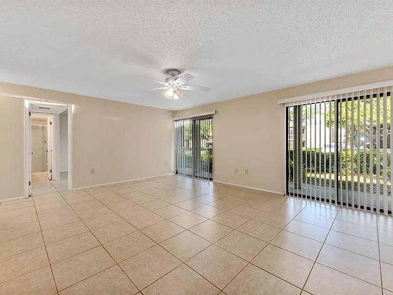 2232 Bahia Vista St #A1 — Photo 2