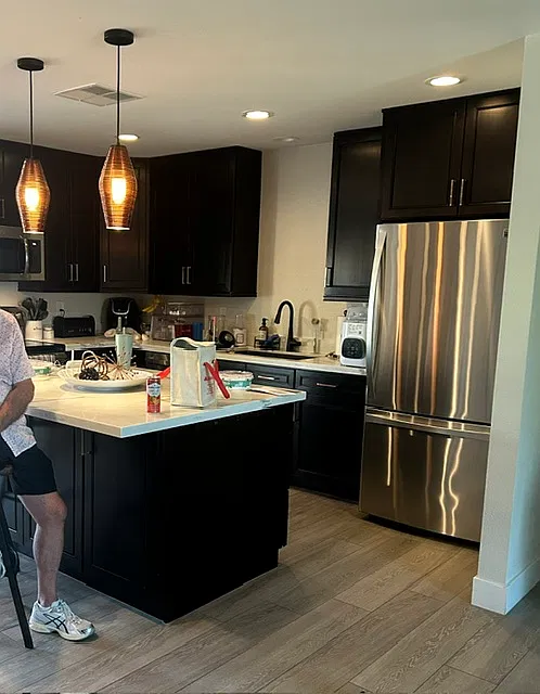 3 bed, 1282 sqft, $2,695 — Photo 3