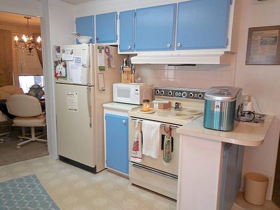 5th image of 7614 Homer Ave