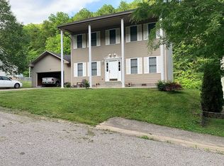 259 Upper Doty Branch Rd, Happy, KY 41746