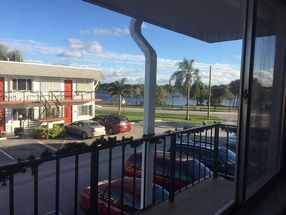 4th image of 3160 Lake Osborne Dr APT 207