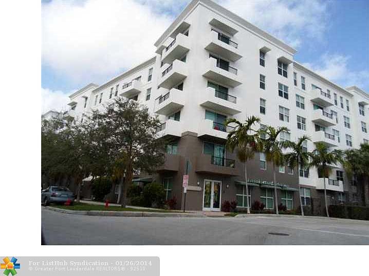 1st image of 2421 NE 65th St APT 412