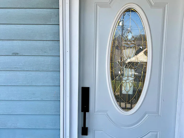 726 Woodlawn Ave — Photo 14