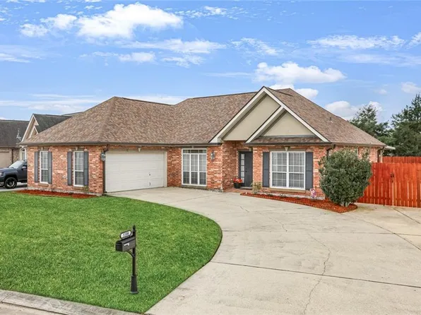 5100 Savannah Ln, Marrero, LA 70072