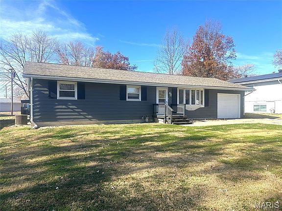 2nd image of 1133 Teresa Ln