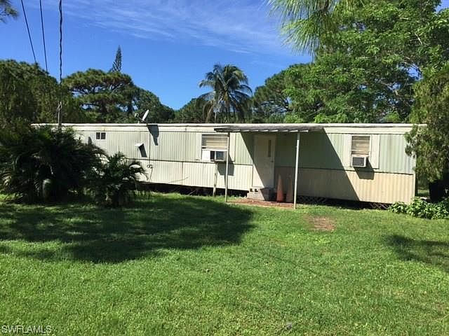 1st image of 19520 Spicewood Ln