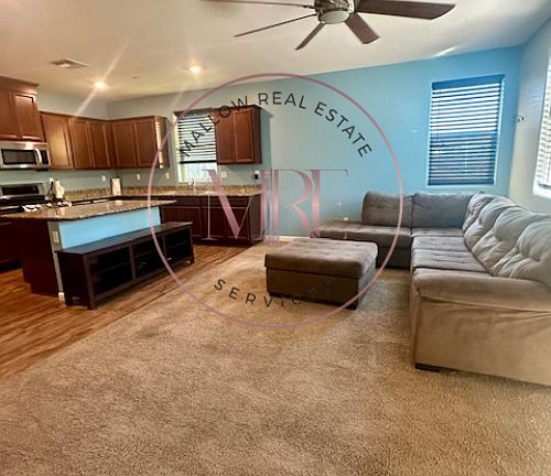 3rd image of 5578 Glowhaven St