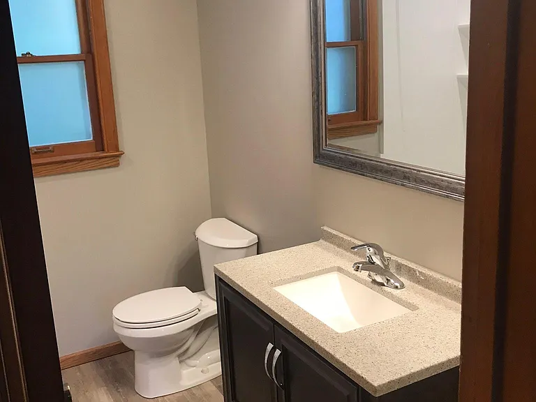 4917 Manderson St — Photo 2