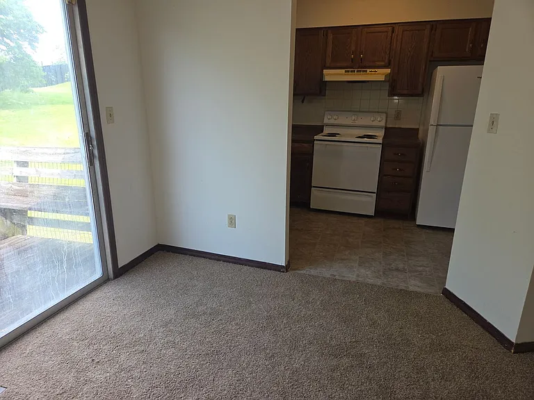 4425-4427 E Santa Anna Dr — Photo 9