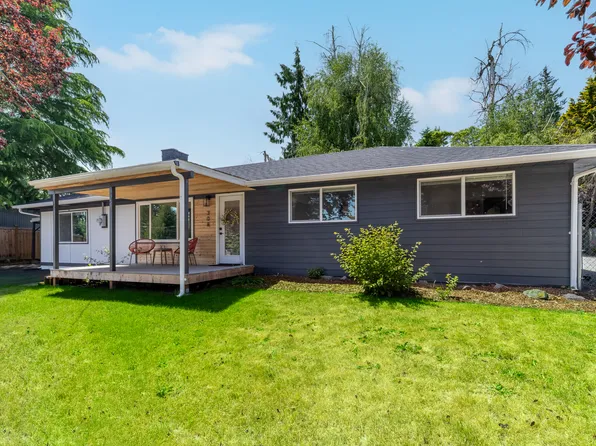 308 S 128th St, Seattle, WA 98168